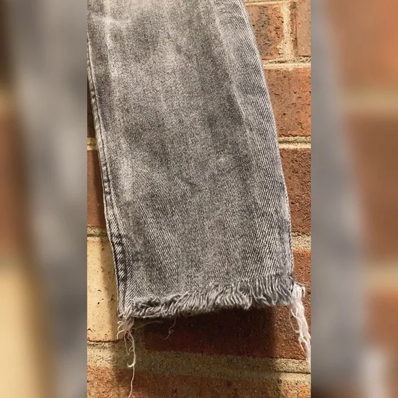 Zara Gray Skinny Jeans - Picture 5 of 8